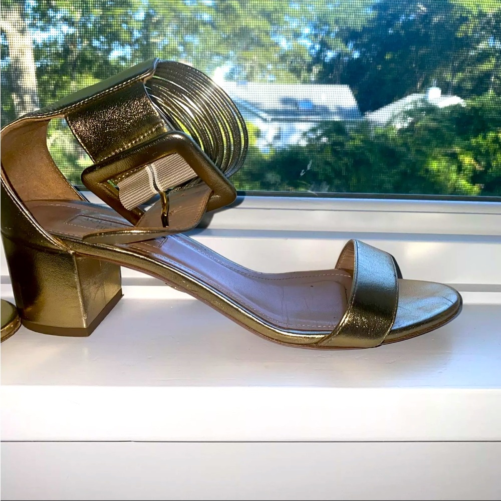 Stunning gold dress sandals Aquazzura size 8